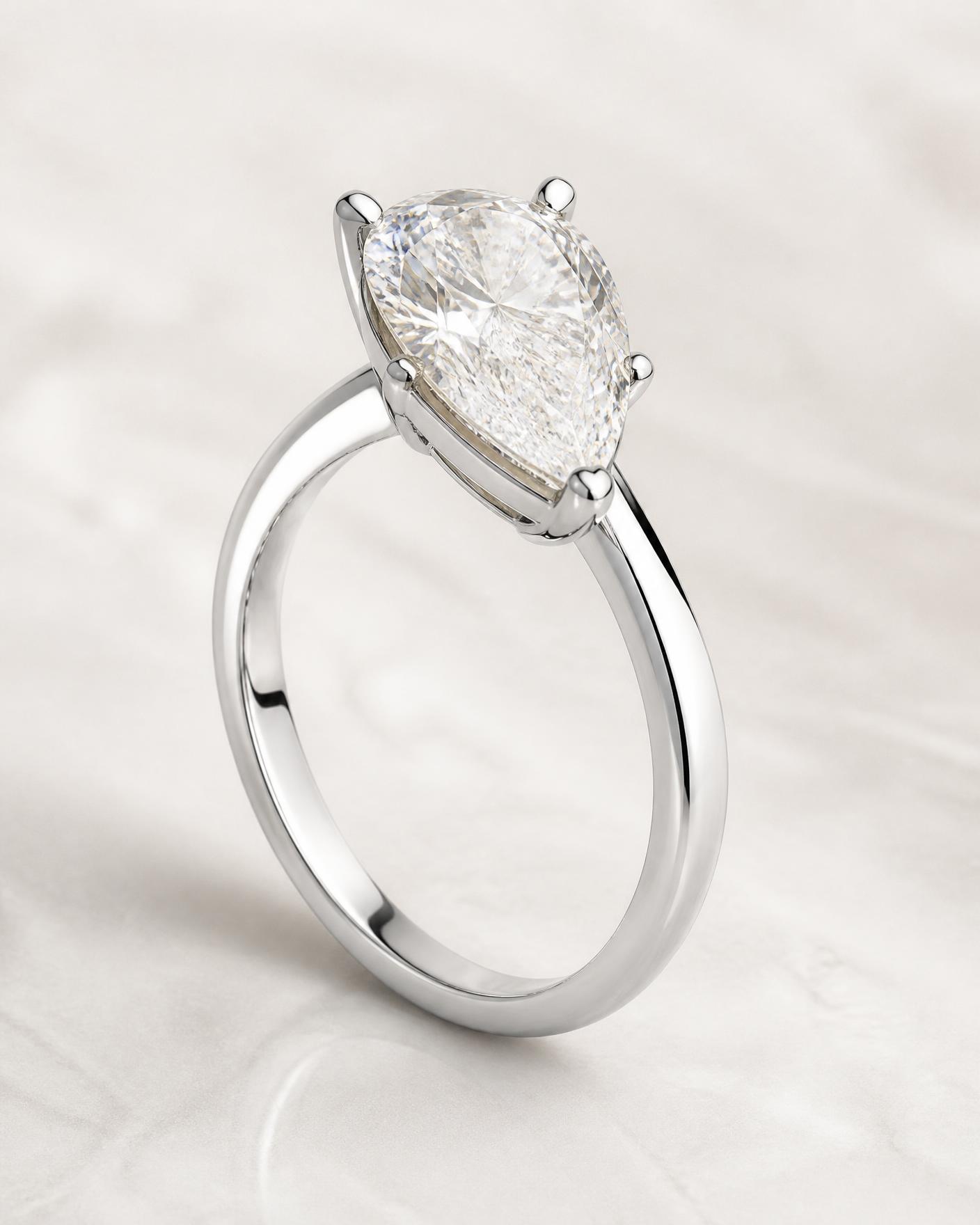 Vow Pear Solitaire